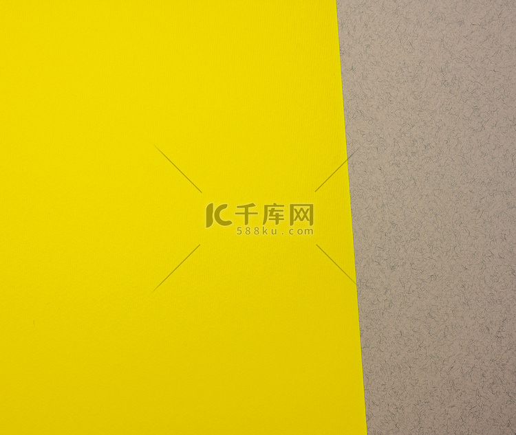 灰黄色纸板纸背景，复制空间