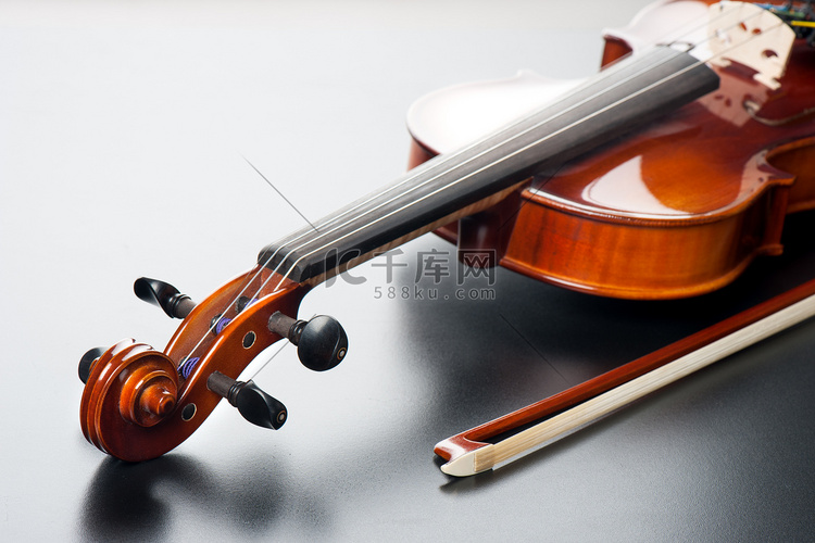 古典小提琴的细节