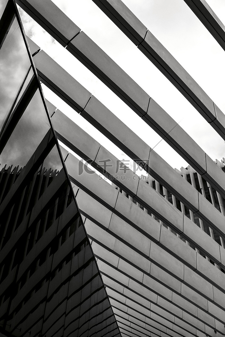 黑白现代结构建筑摄影