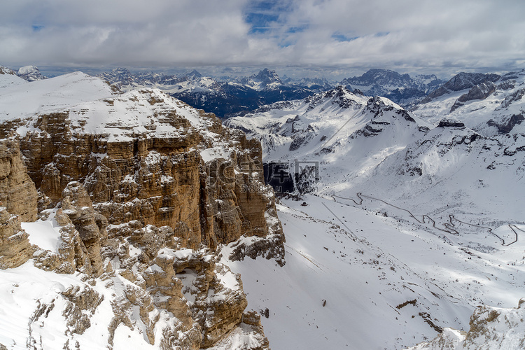 从 Val di Fassa 