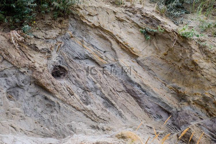 砂岩中岩石的沉积层。