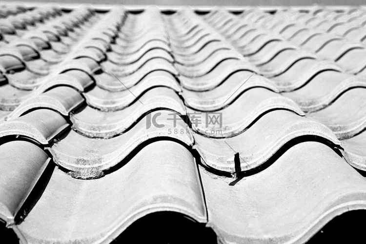 意大利旧屋顶对角线建筑的线条和