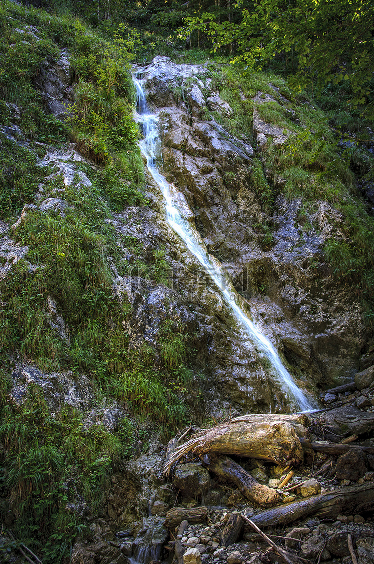瀑布和 Logarska dolina