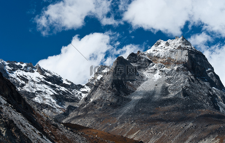 喜马拉雅山 Gokyo 附近的山脉