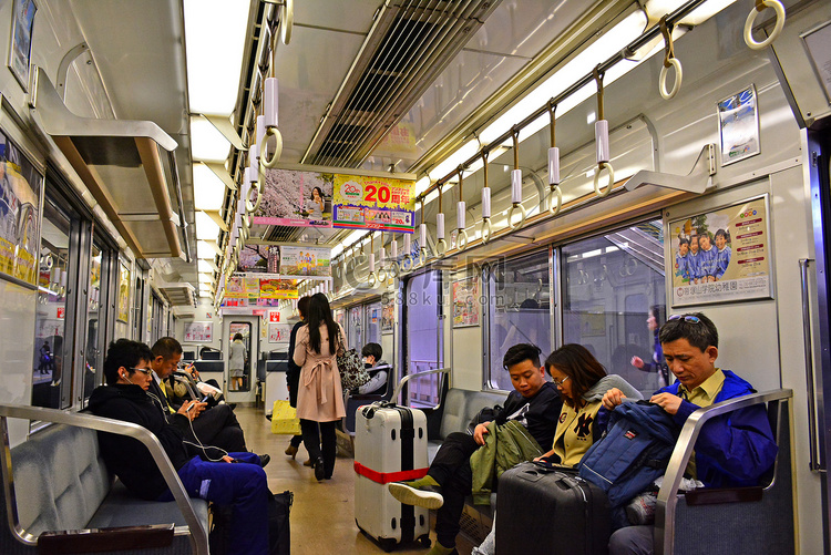 日本大阪地铁的通勤者