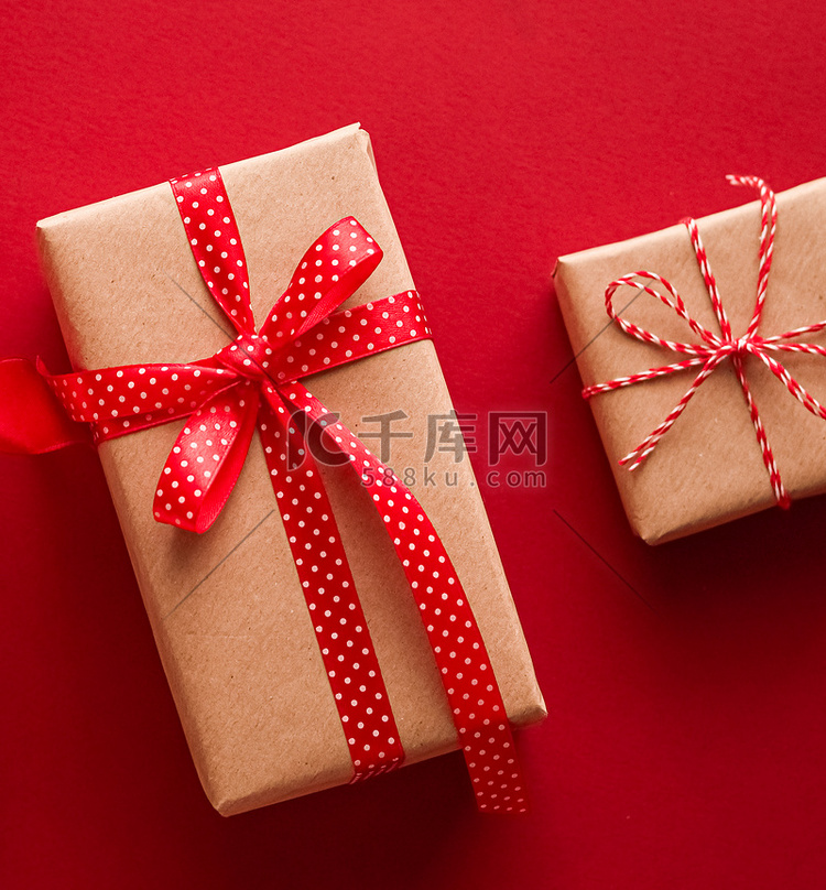 圣诞礼物、节礼日和传统节日礼物
