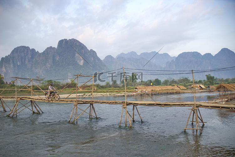 老挝万荣桥