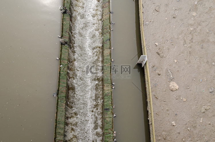 废水处理的特写径向沉降器