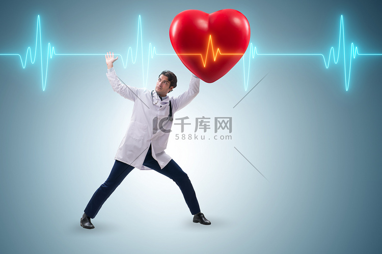 支持心电图心脏线的心脏病专家医