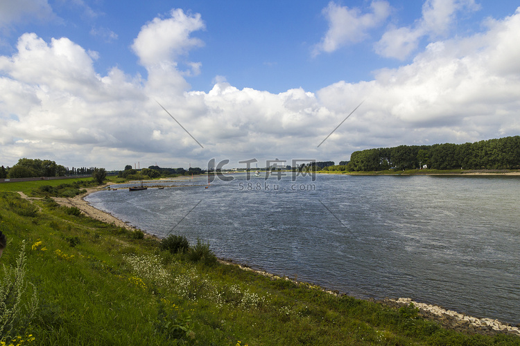 莱茵河工业天际线景观