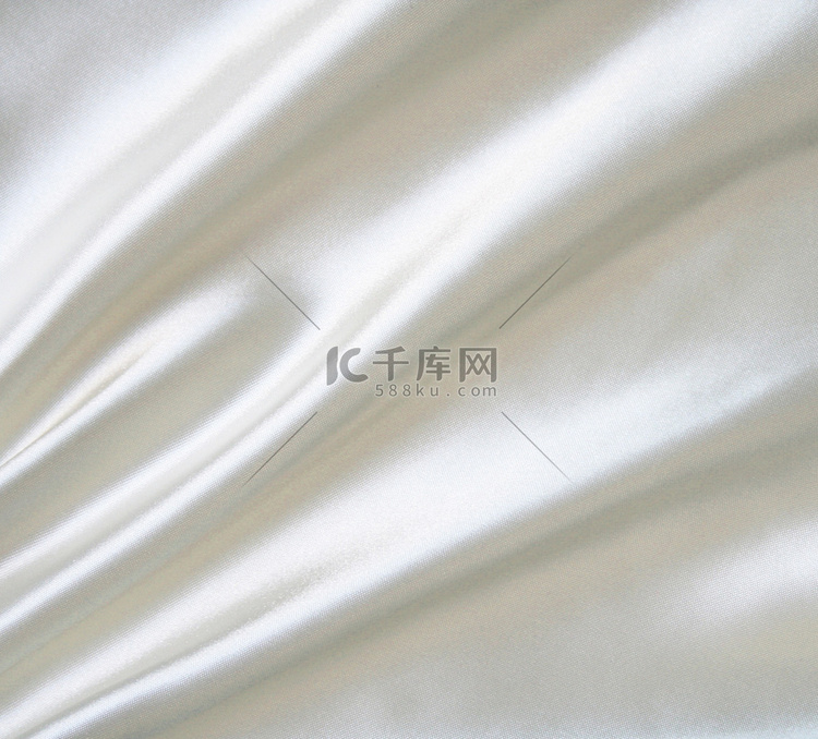 光滑优雅的白色丝绸可用作婚礼背