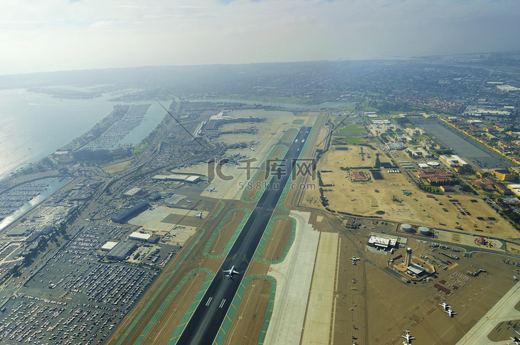 圣地亚哥机场鸟瞰图