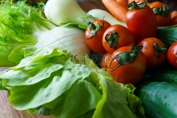 新鲜生蔬菜的健康营养：从低角度