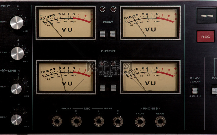 回放录音 VU 电平表和旋钮输
