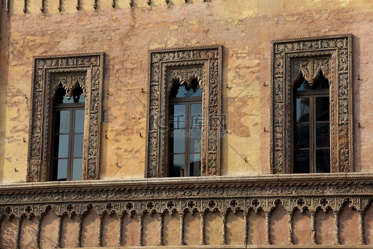意大利伦巴第大区曼托瓦的窗户