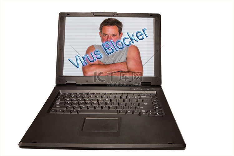 愤怒的人在笔记本电脑的屏幕上。