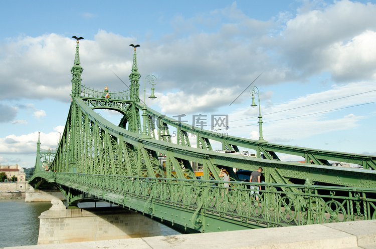 匈牙利布达佩斯的自由桥