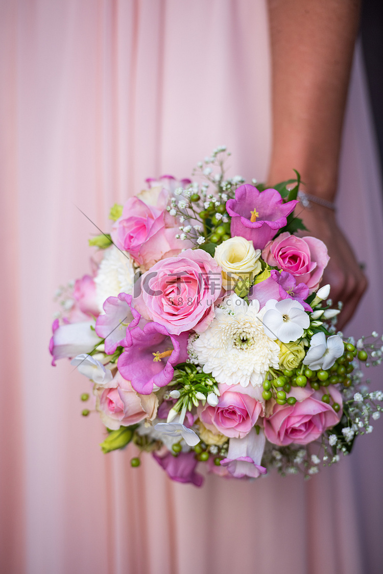 粉红色的花玫瑰郁金香花束婚礼花