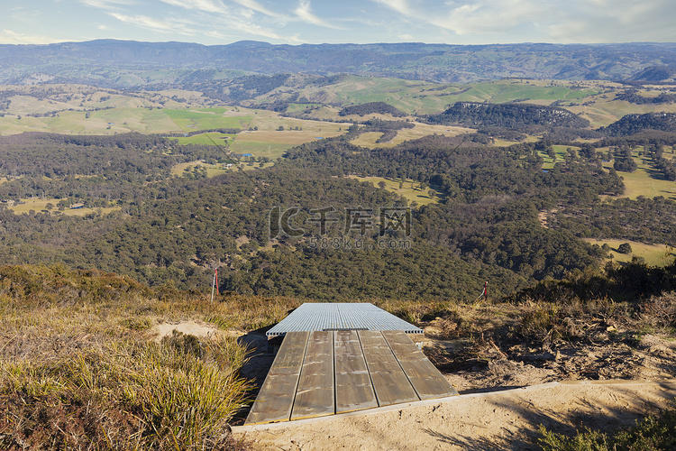 澳大利亚蓝山的悬挂式滑翔发射台
