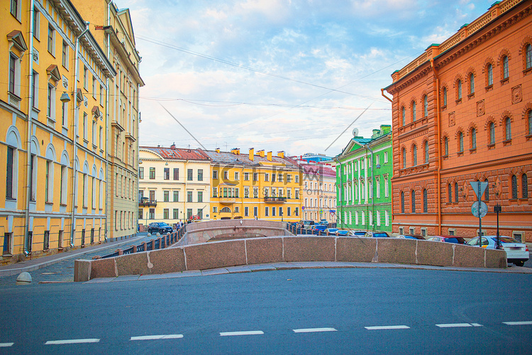 圣彼得堡市涅瓦河的古老街道和路