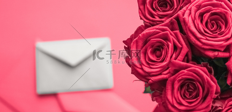 情人节送情书和鲜花、奢华玫瑰花
