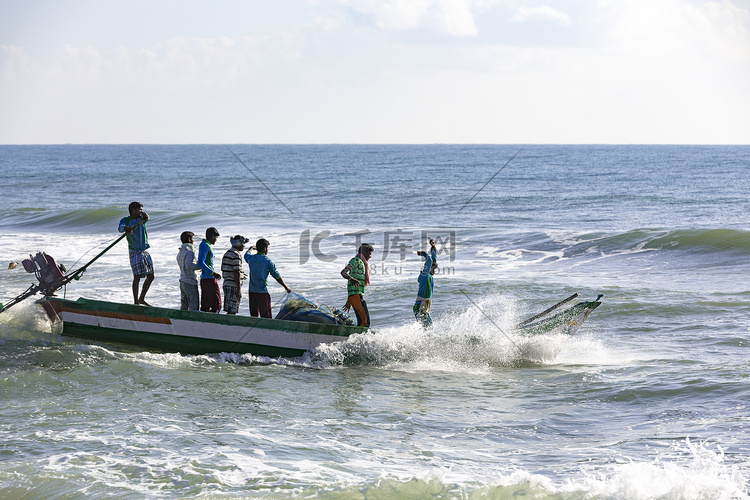 纪录片图片：印度本地治里的渔民