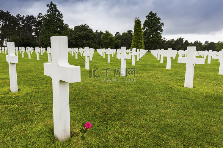 滨海圣洛朗的诺曼底美军公墓和纪