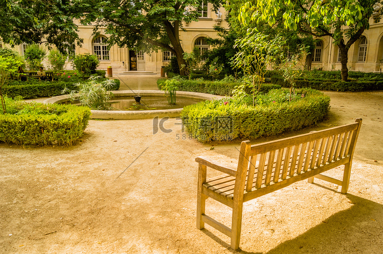 巴黎高等师范学院的花园和庭院
