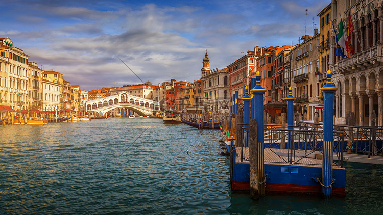 有贡多拉的大运河在威尼斯，意大