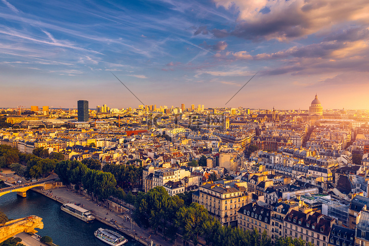 法国巴黎的高分辨率航空全景图，