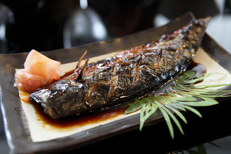 烤鲭鱼日本料理