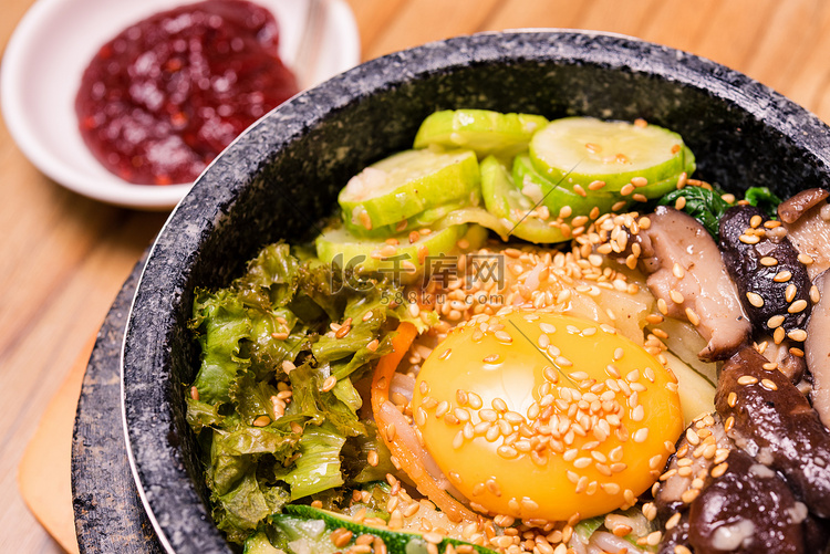 韩国传统菜-拌饭蔬菜拌饭 包括