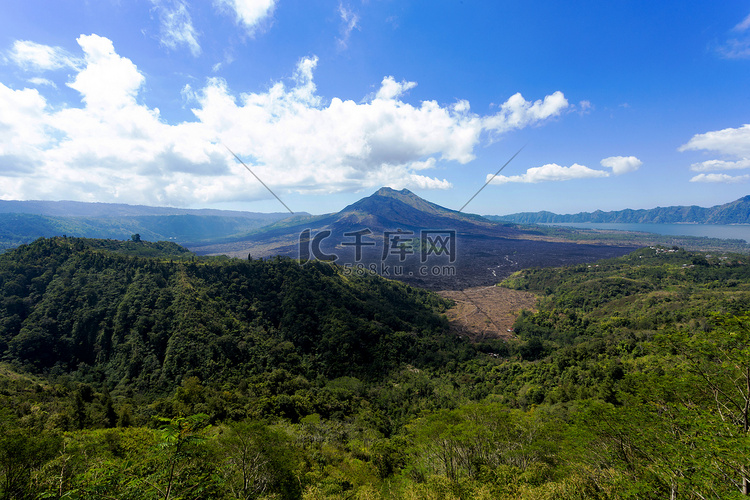 巴杜尔火山和阿贡山，巴厘岛