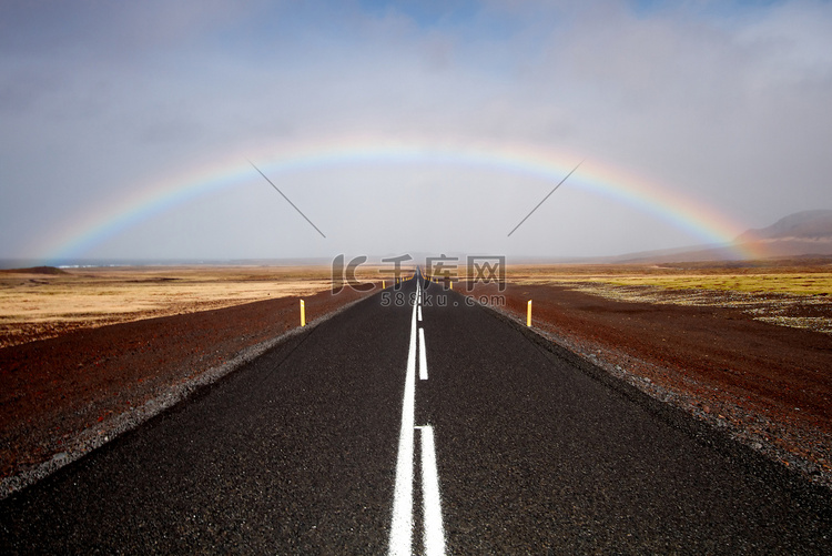 路与彩虹