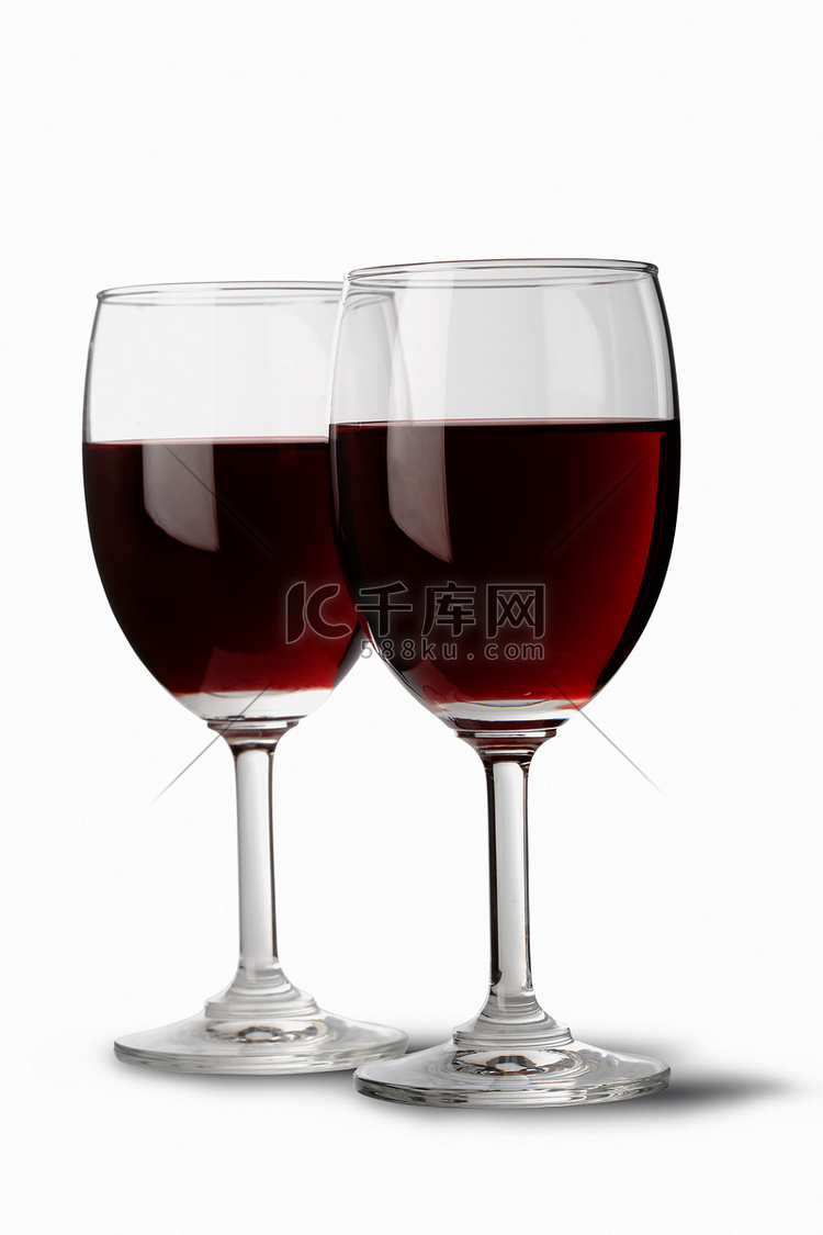 两个红酒杯