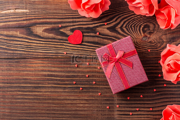 情人节作品集，紫色礼盒，红心木