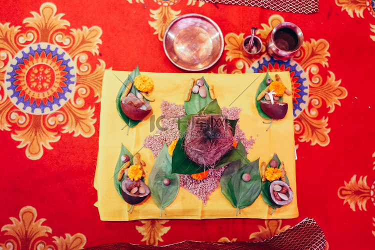  印度教婚姻礼仪的传统要素。印