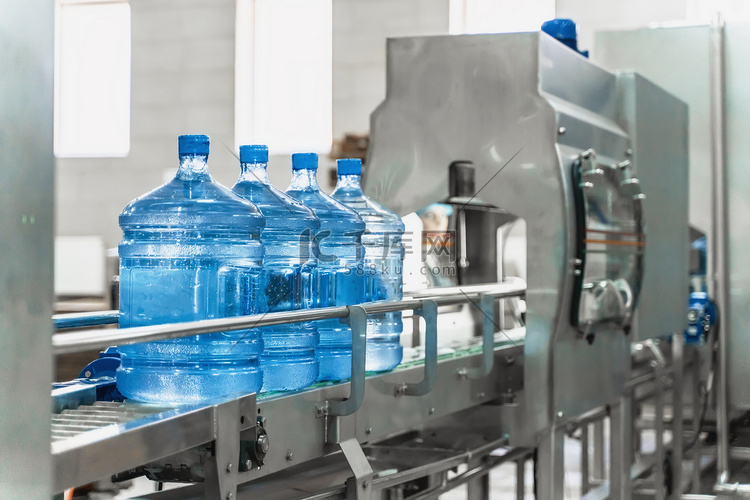 水厂生产用塑料瓶或加仑装瓶输送