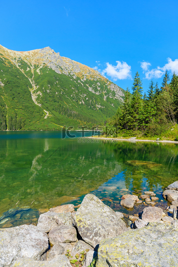 波兰Tatra山区Morskie Oko绿水山湖