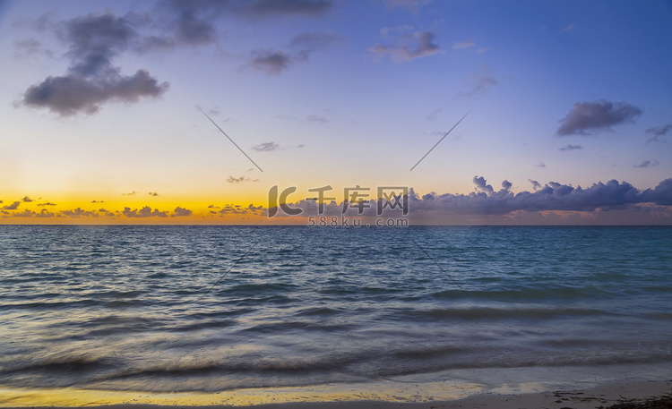 日落海景多米尼加共和国加勒比海
