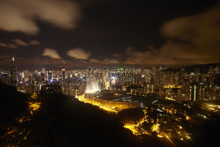 中国香港夜间交通高峰期鸟瞰
