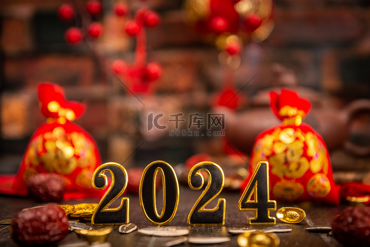 过年2024春节数字木桌摆放摄