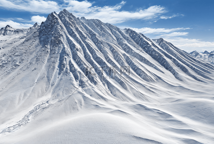寒冷冬季高山积雪风景图17