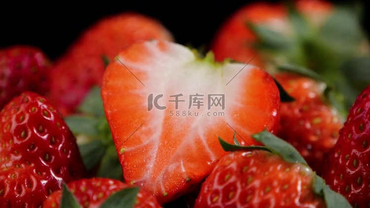 草莓新鲜水果新鲜草莓