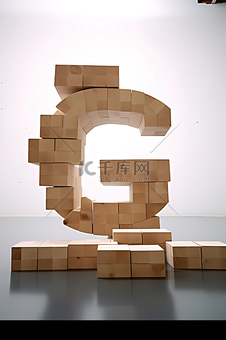 字母 g 形状的木块