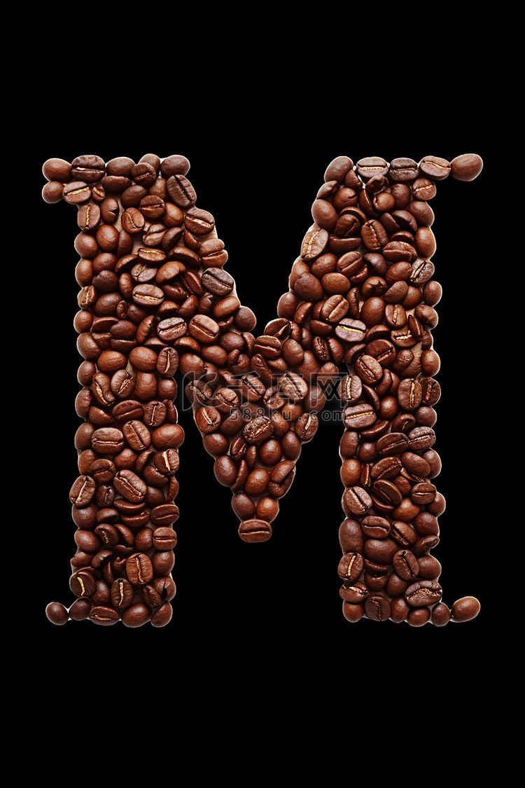 咖啡豆排列成字母m