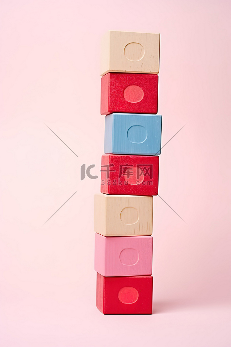 科西帕粉红色照片中的一堆木块