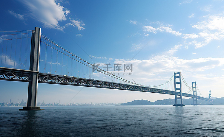 横跨水域的香港海港大桥