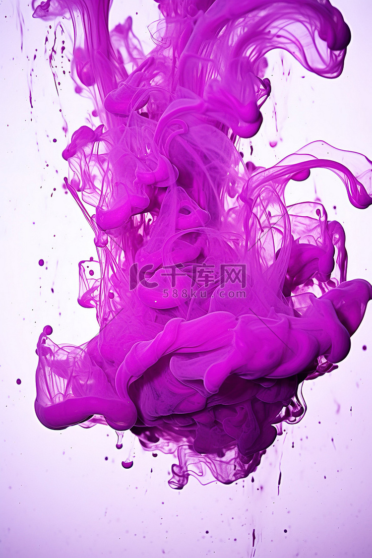 有颜色的紫色液体