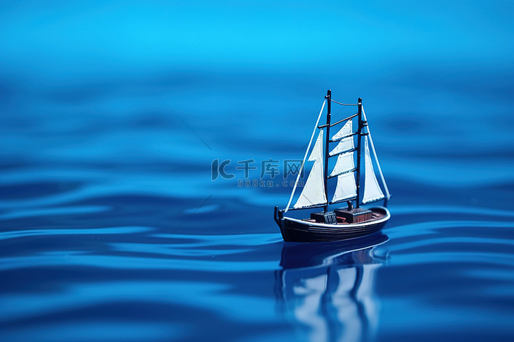 水面上的模型玩具帆船